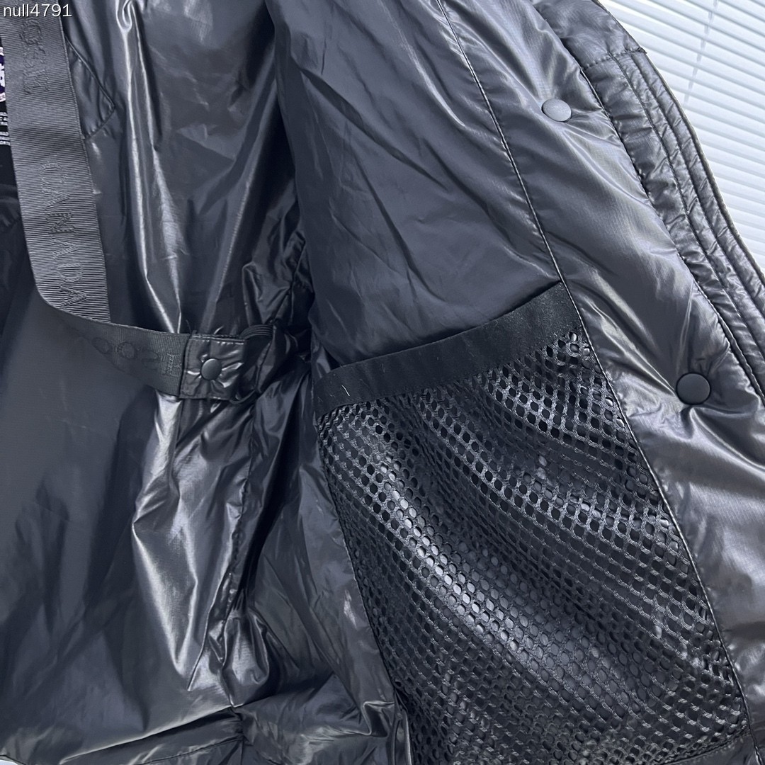 [Canada Goose-캐나다구스] 캐나다구스  싸이프레스 크롭 여성 패딩