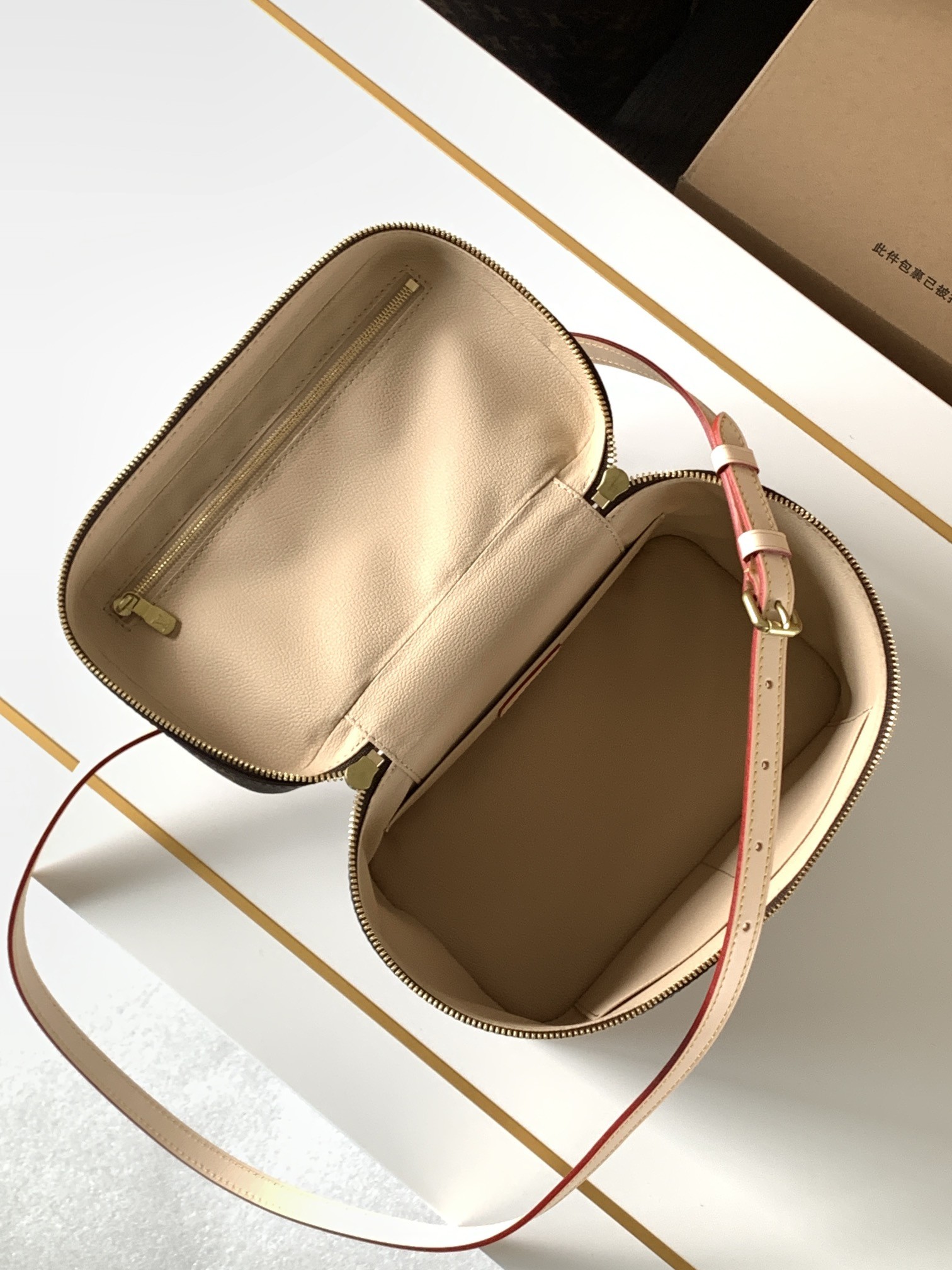 [LOUIS VUITTON-루이비통] 루이비통 니스백 BB