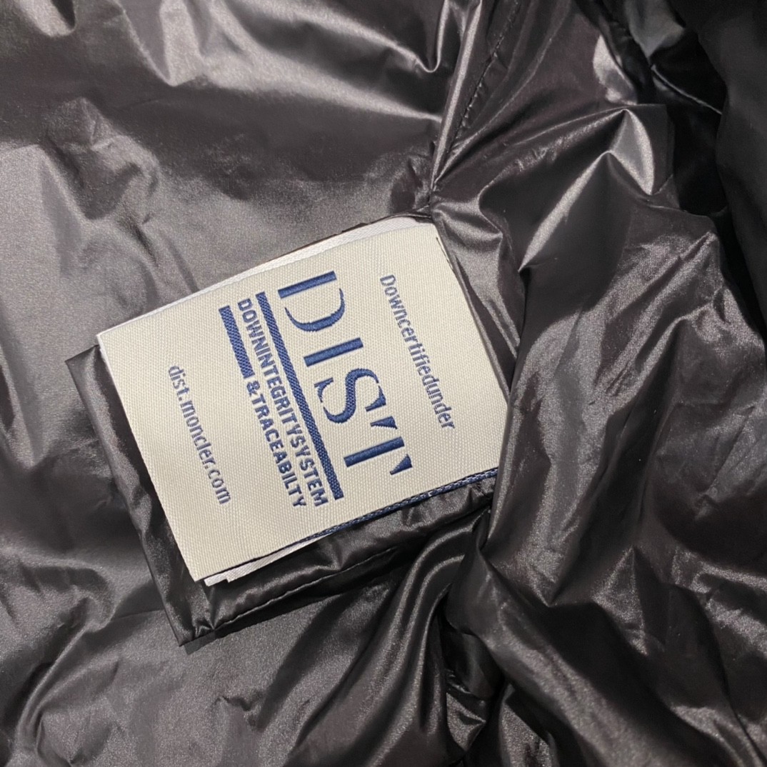 [MONCLER-몽클레어] 몽클레어 보에드 숏패딩