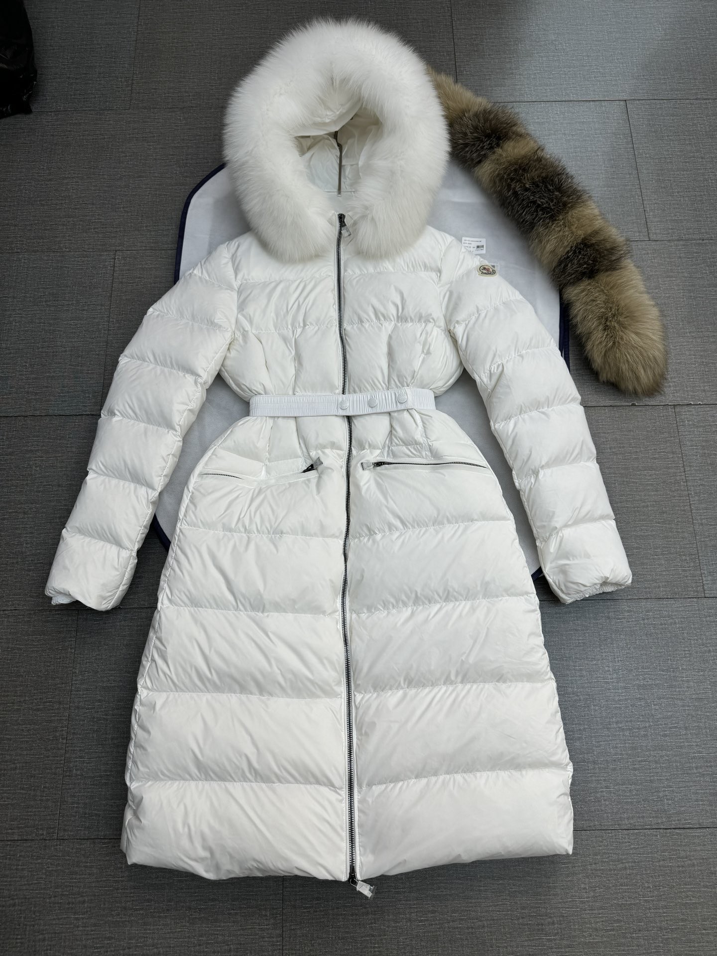 [MONCLER-몽클레어] 몽클레어 보에딕 여성 롱 패딩