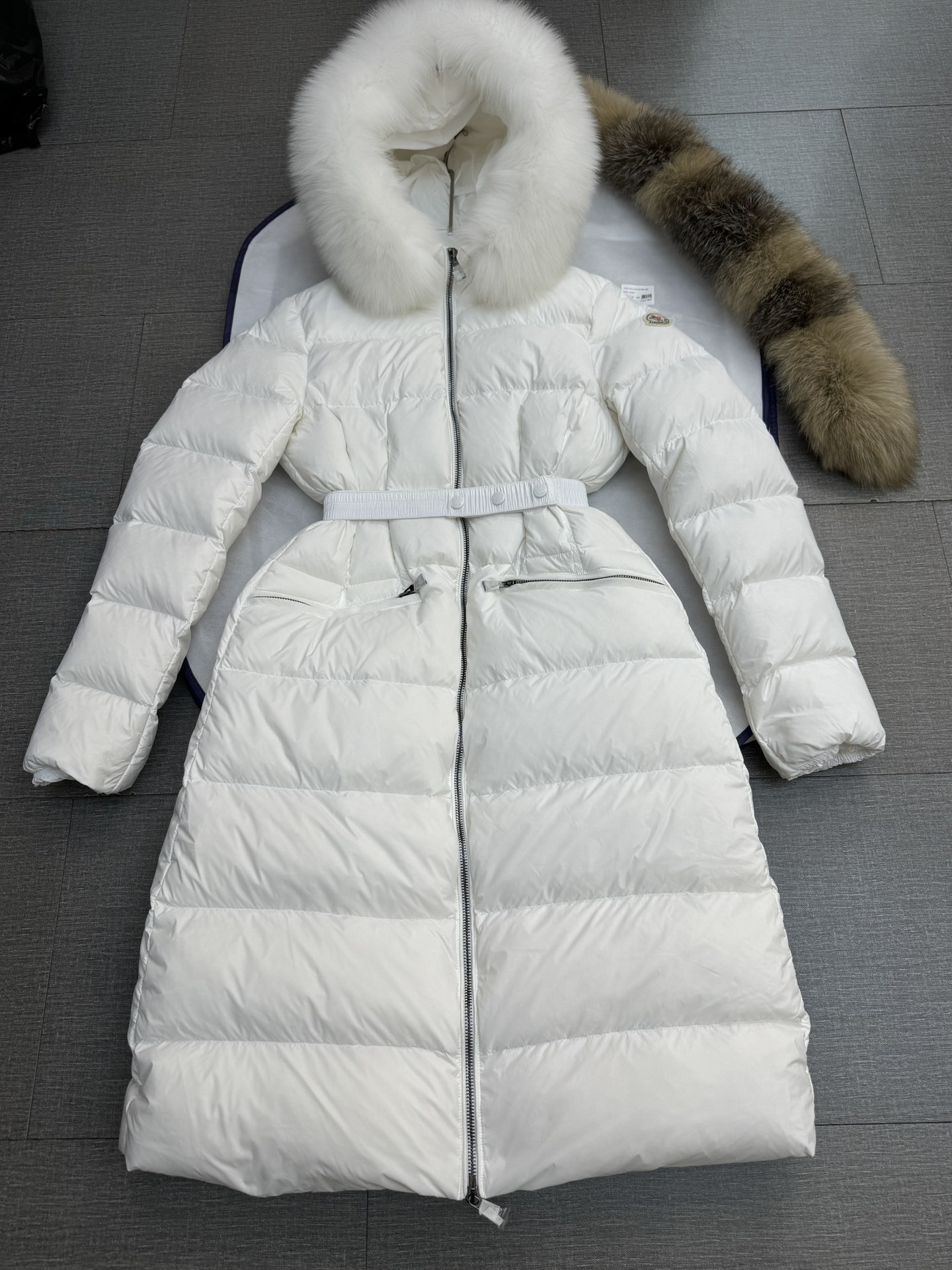 [MONCLER-몽클레어] 몽클레어 보에딕 여성 롱 패딩