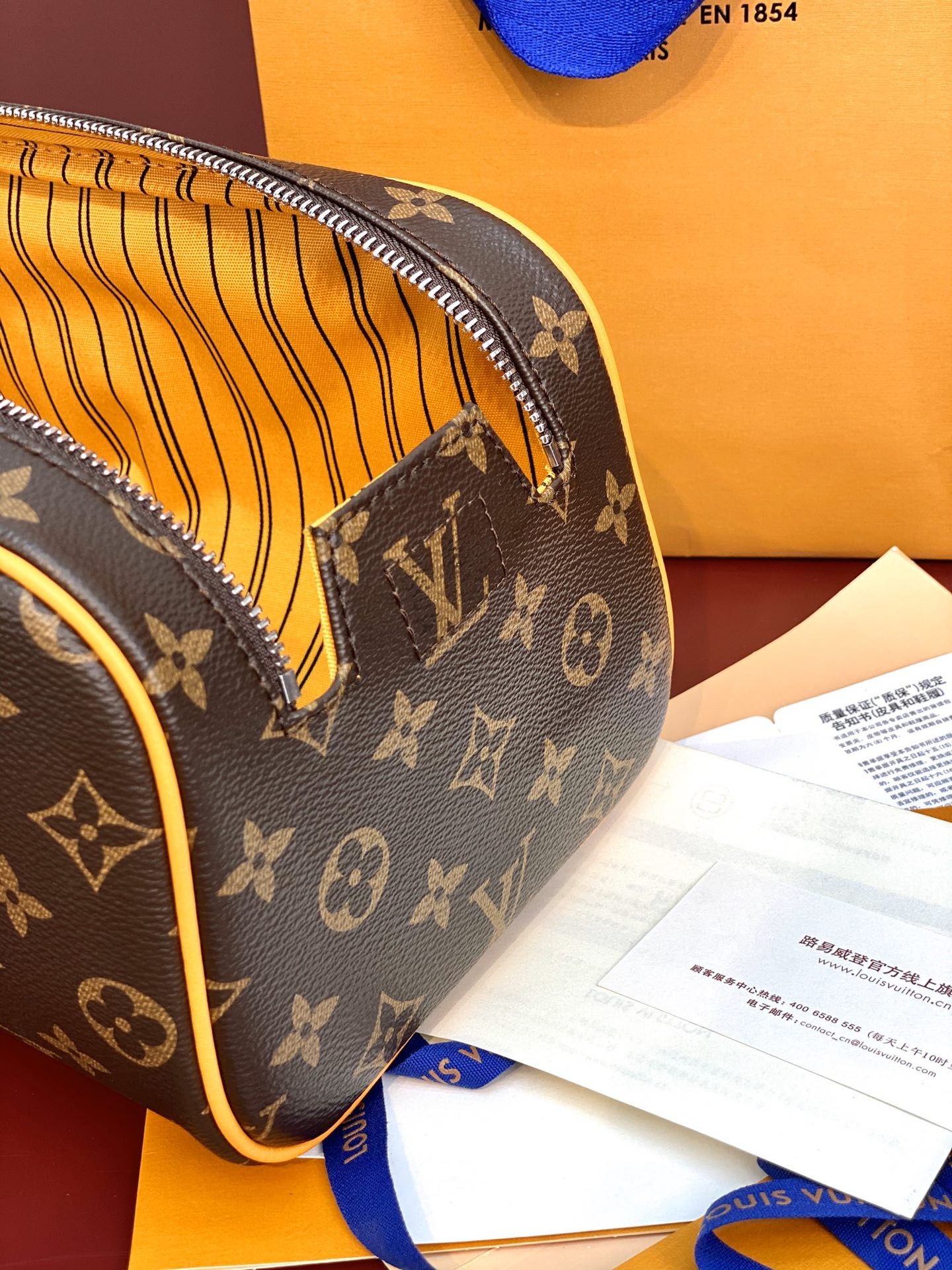 [LOUIS VUITTON-루이비통] 루이비통 도프 키트 파우치 M12641