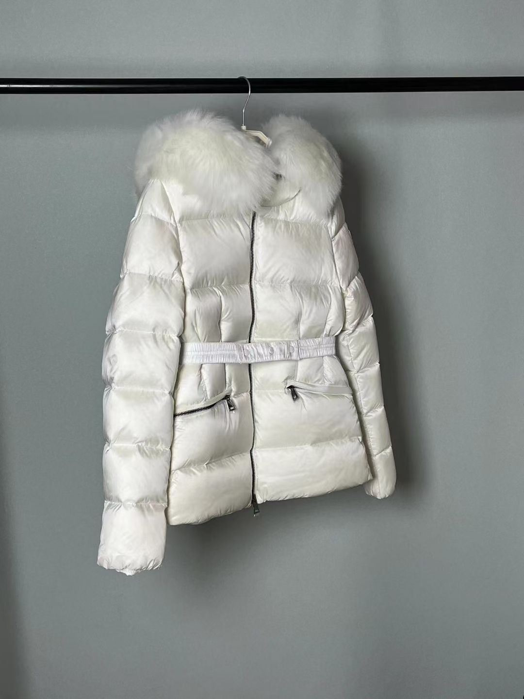 [MONCLER-몽클레어]  몽클레어 보에드 숏 패딩