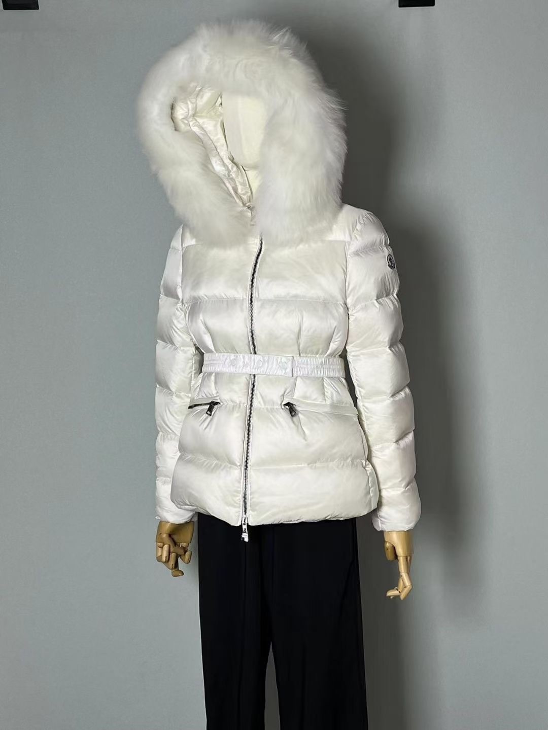 [MONCLER-몽클레어]  몽클레어 보에드 숏 패딩