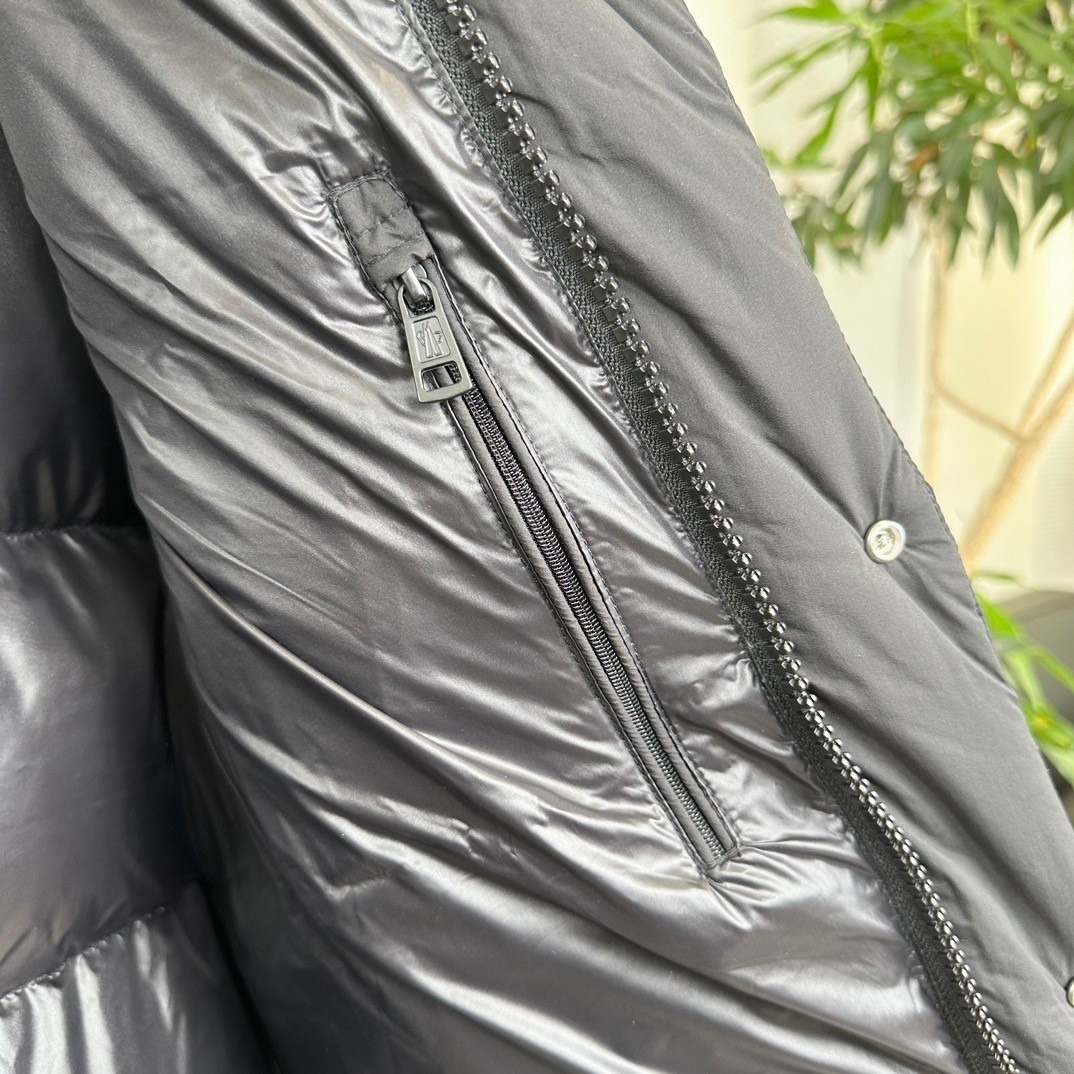 [MONCLER-몽클레어] 몽클레어 하노베리안남성  롱 패딩