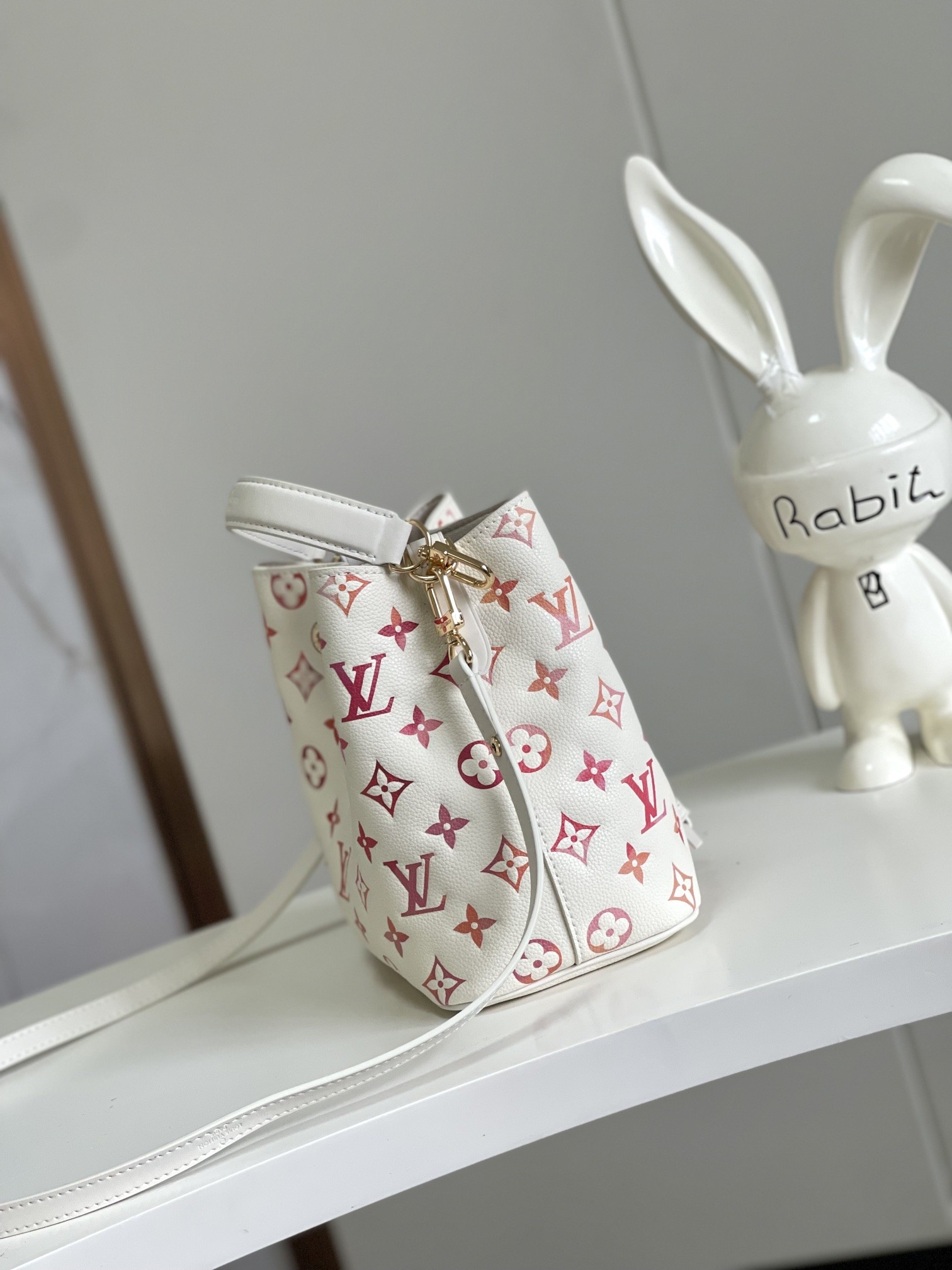 [LOUIS VUITTON-루이비통] 루이비통 네오노에 BB 숄더백 M24649