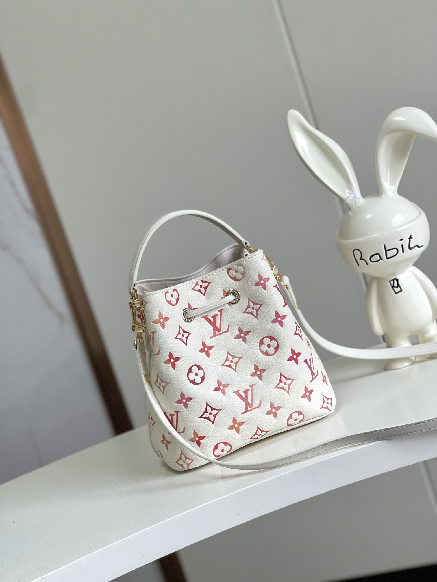 [LOUIS VUITTON-루이비통] 루이비통 네오노에 BB 숄더백 M24649