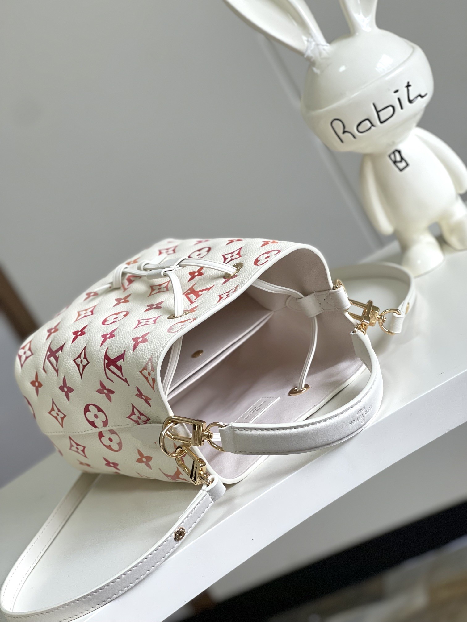 [LOUIS VUITTON-루이비통] 루이비통 네오노에 BB 숄더백 M24649