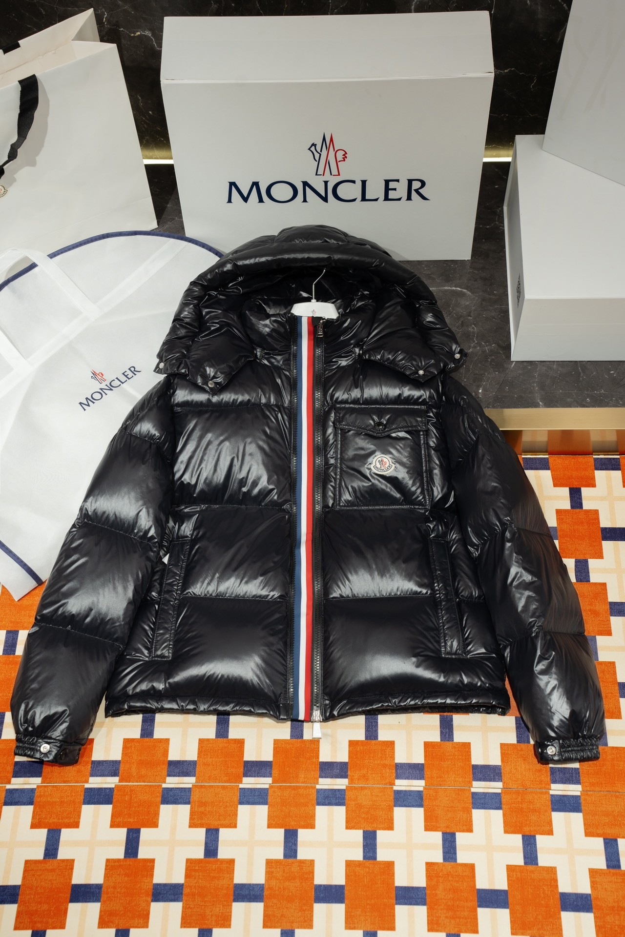 [MONCLER-몽클레어] 몽클레어 몽벨리아드 패딩