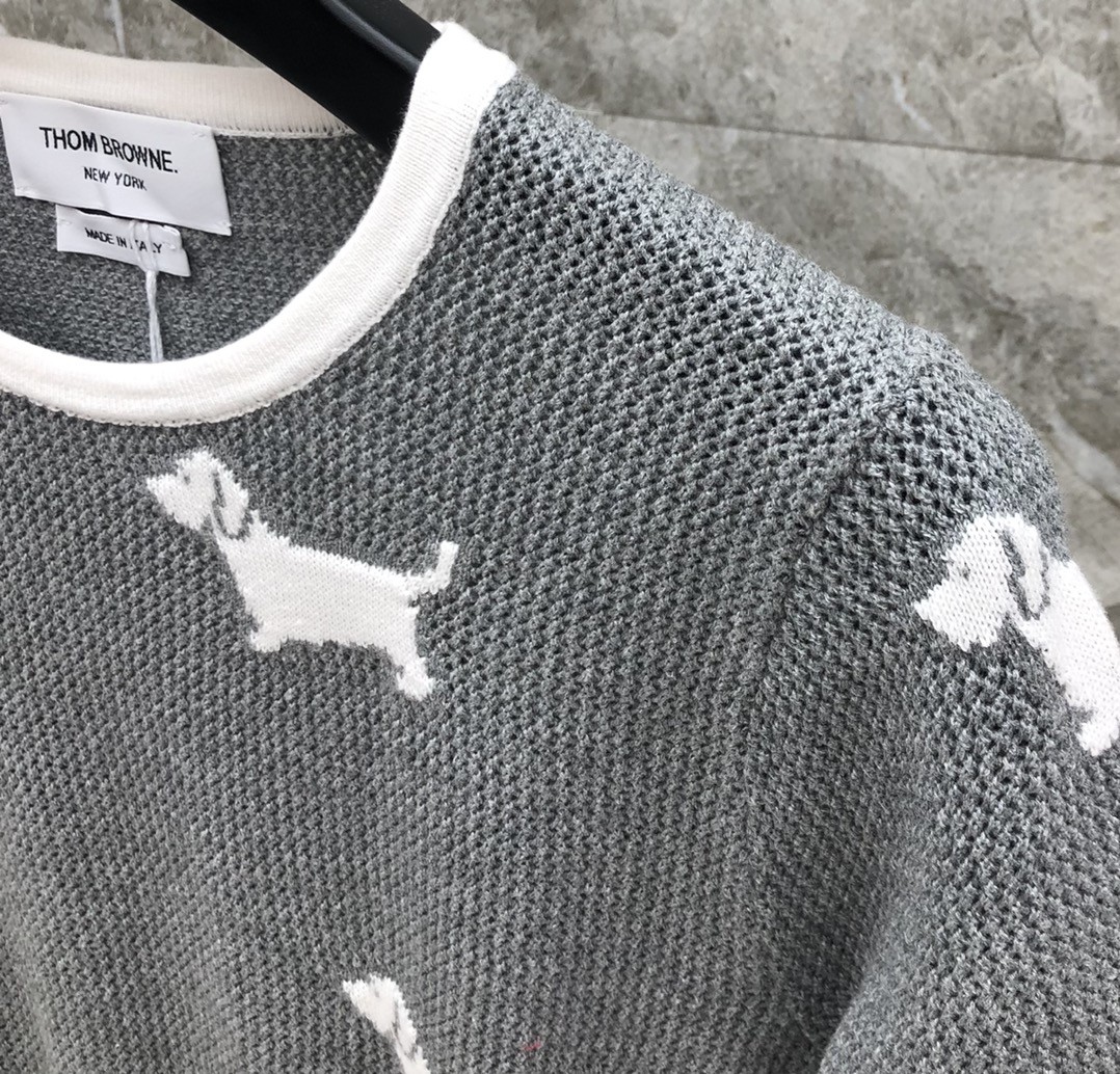 [TOM BROWNE -톰브라운 ] 톰브라운 반팔 니트 스웨터 그레이
