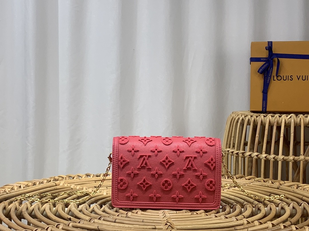 루이비통 LV DAUPHINE mini 도핀 미니 숄더 백