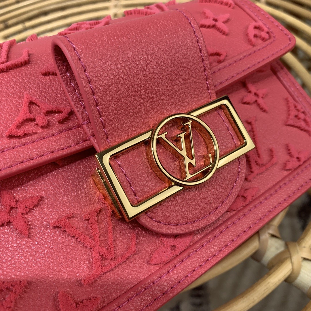 루이비통 LV DAUPHINE mini 도핀 미니 숄더 백