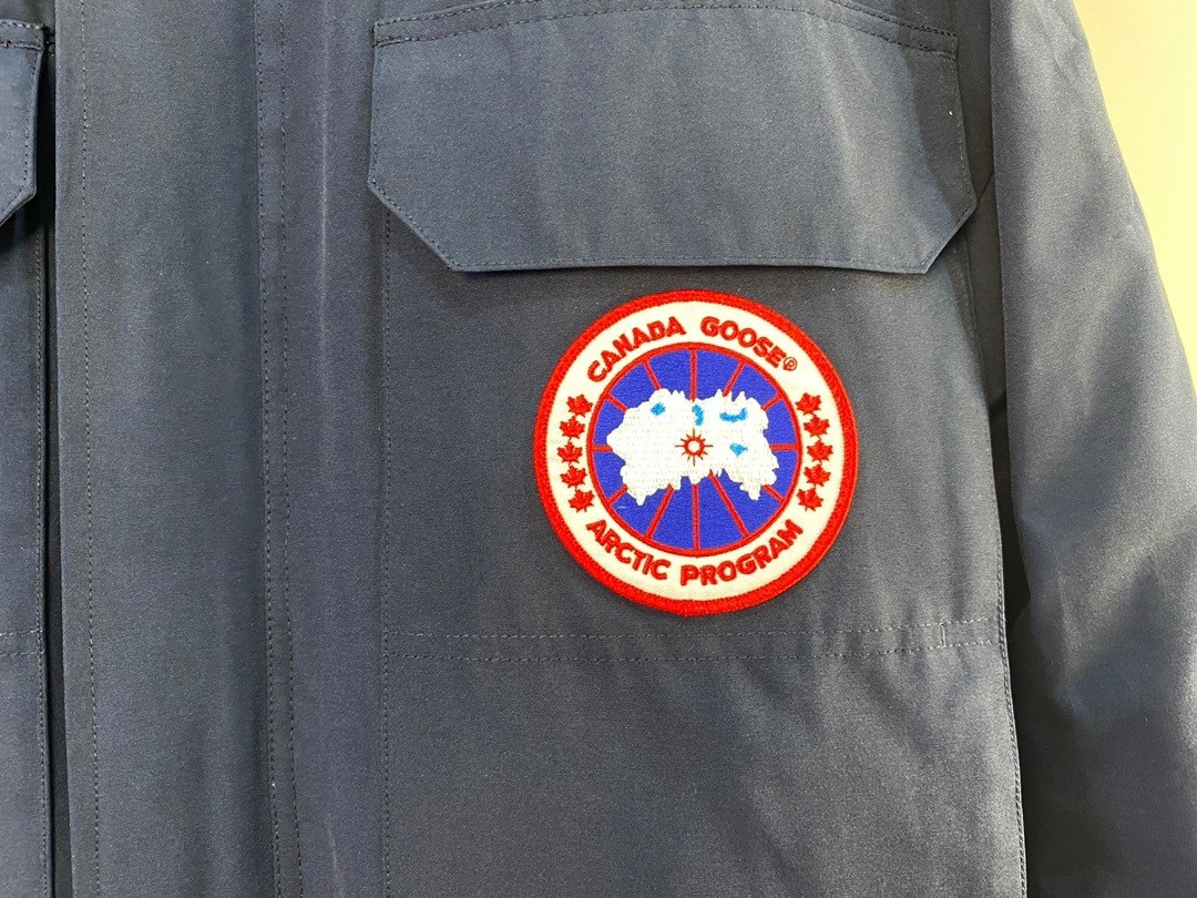 [Canada Goose-캐나다구스] 캐나다구스 익스페디션 패딩