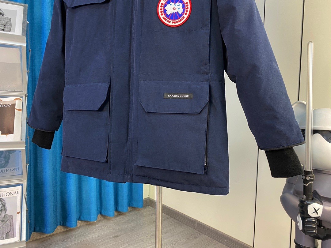 [Canada Goose-캐나다구스] 캐나다구스 익스페디션 패딩