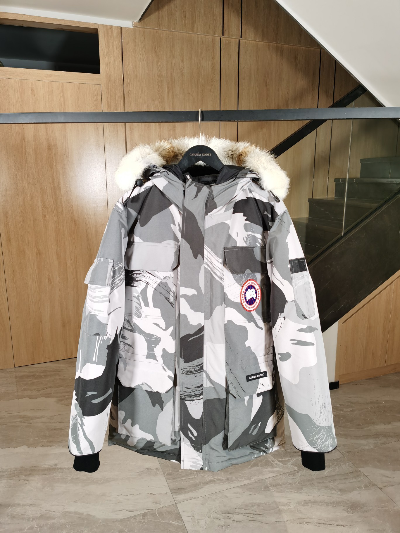 [ Canadagoose -캐나다구스 ]  캐나다구스  야상 패딩