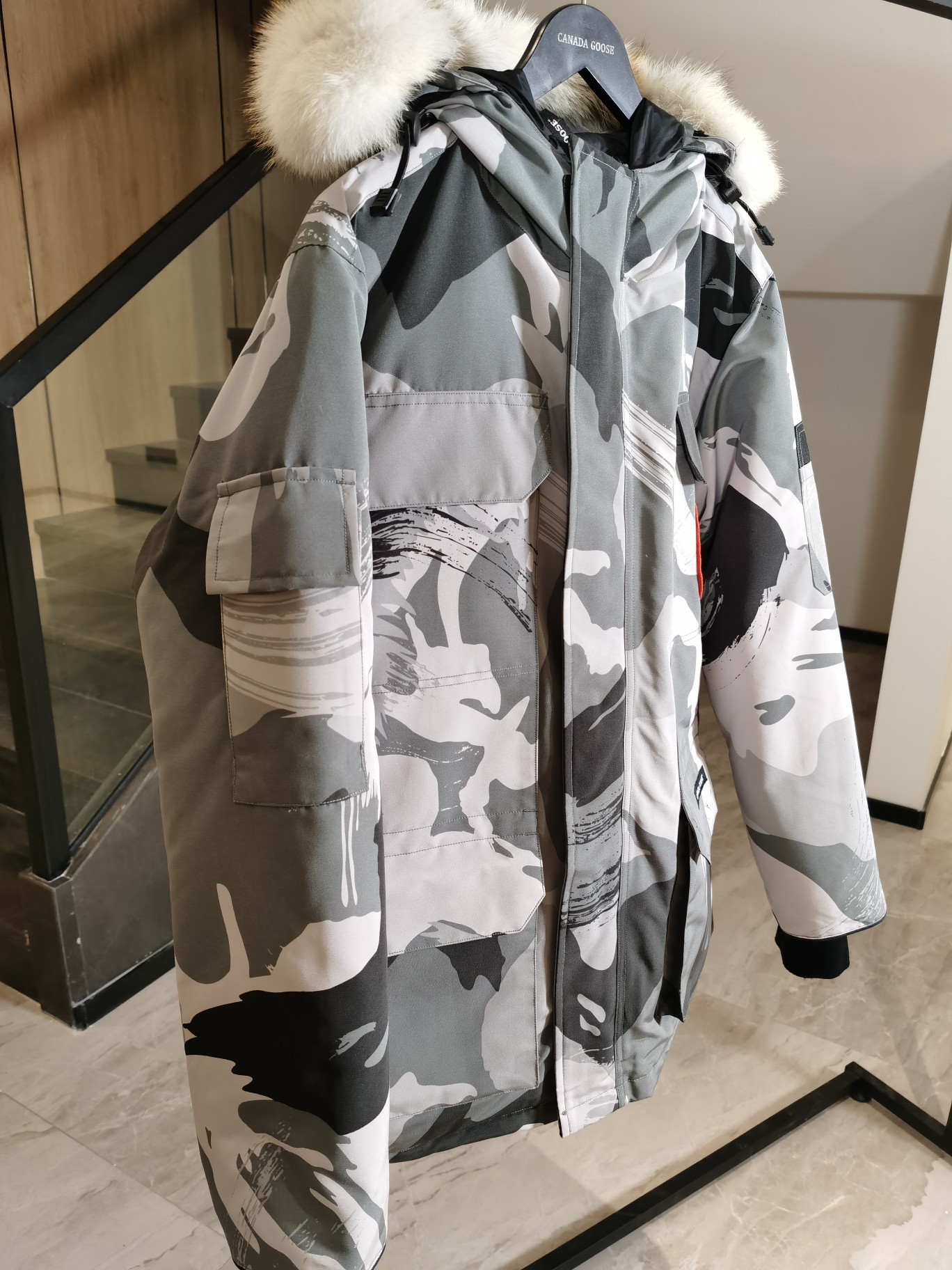 [ Canadagoose -캐나다구스 ]  캐나다구스  야상 패딩