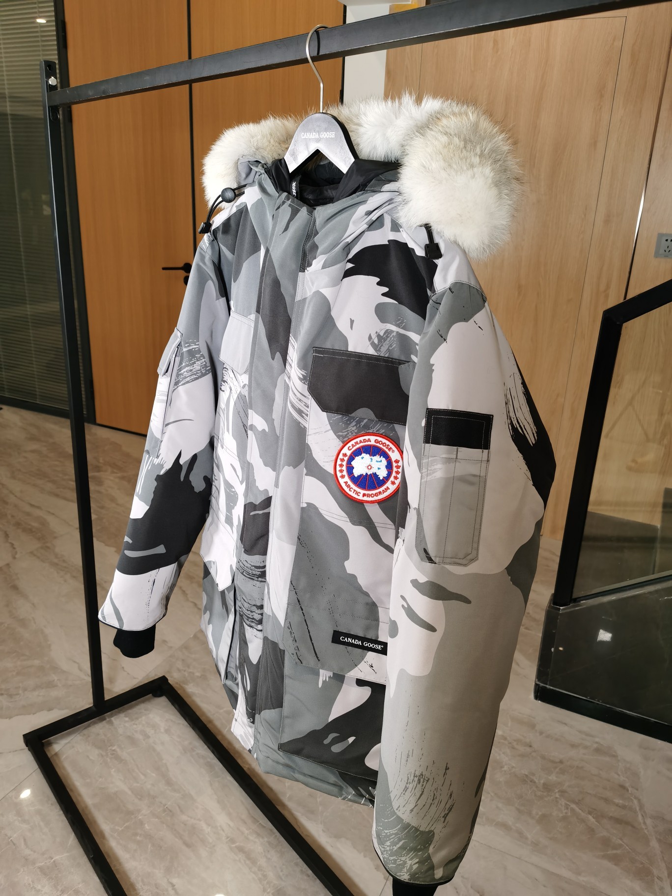 [ Canadagoose -캐나다구스 ]  캐나다구스  야상 패딩