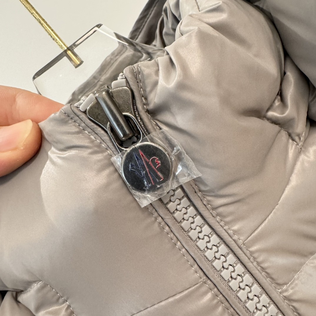 [MONCLER-몽클레어] 몽클레어 마야 패딩