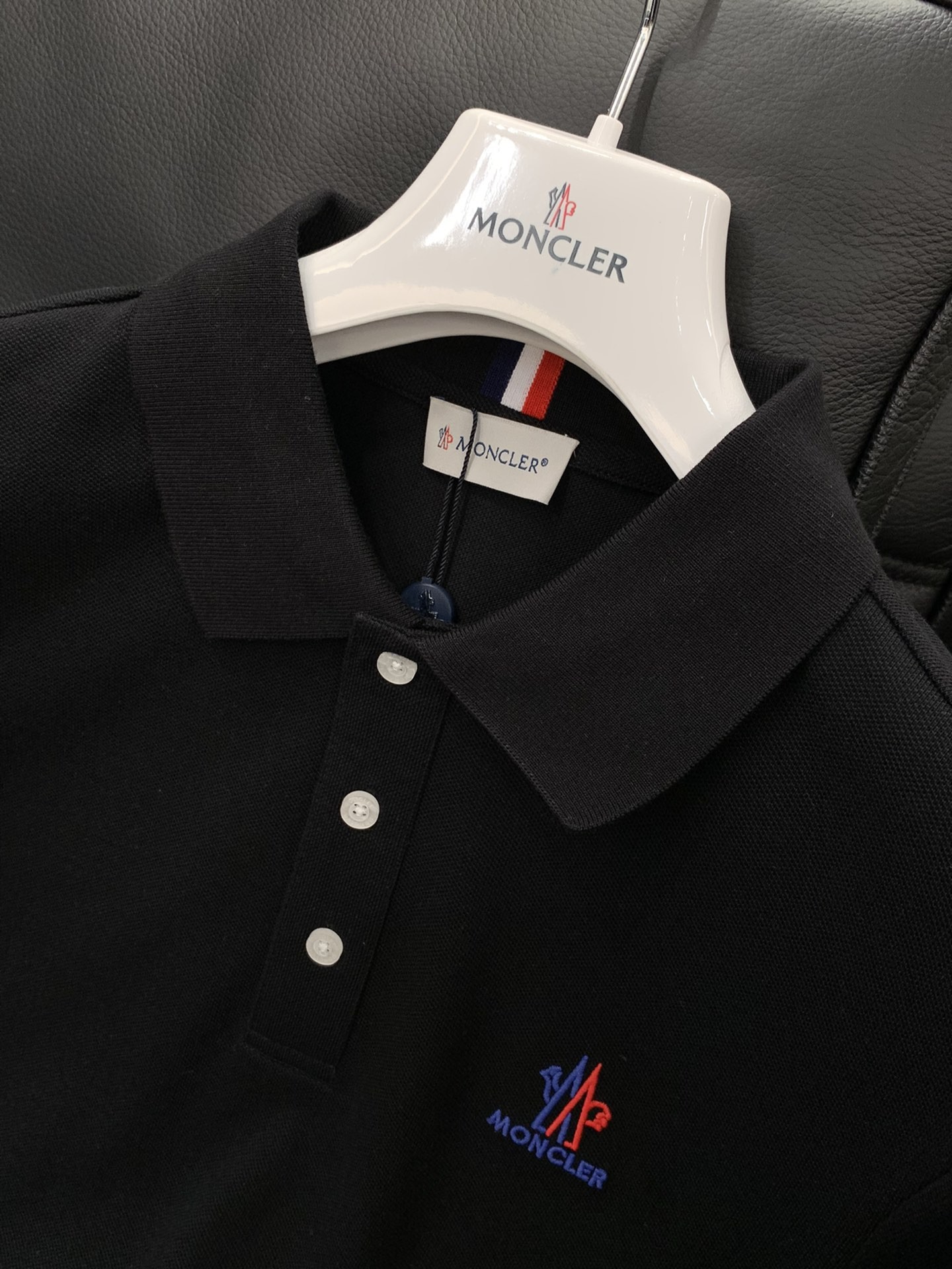 [MONCLER-몽클레어] 몽클레어 카라  반팔티