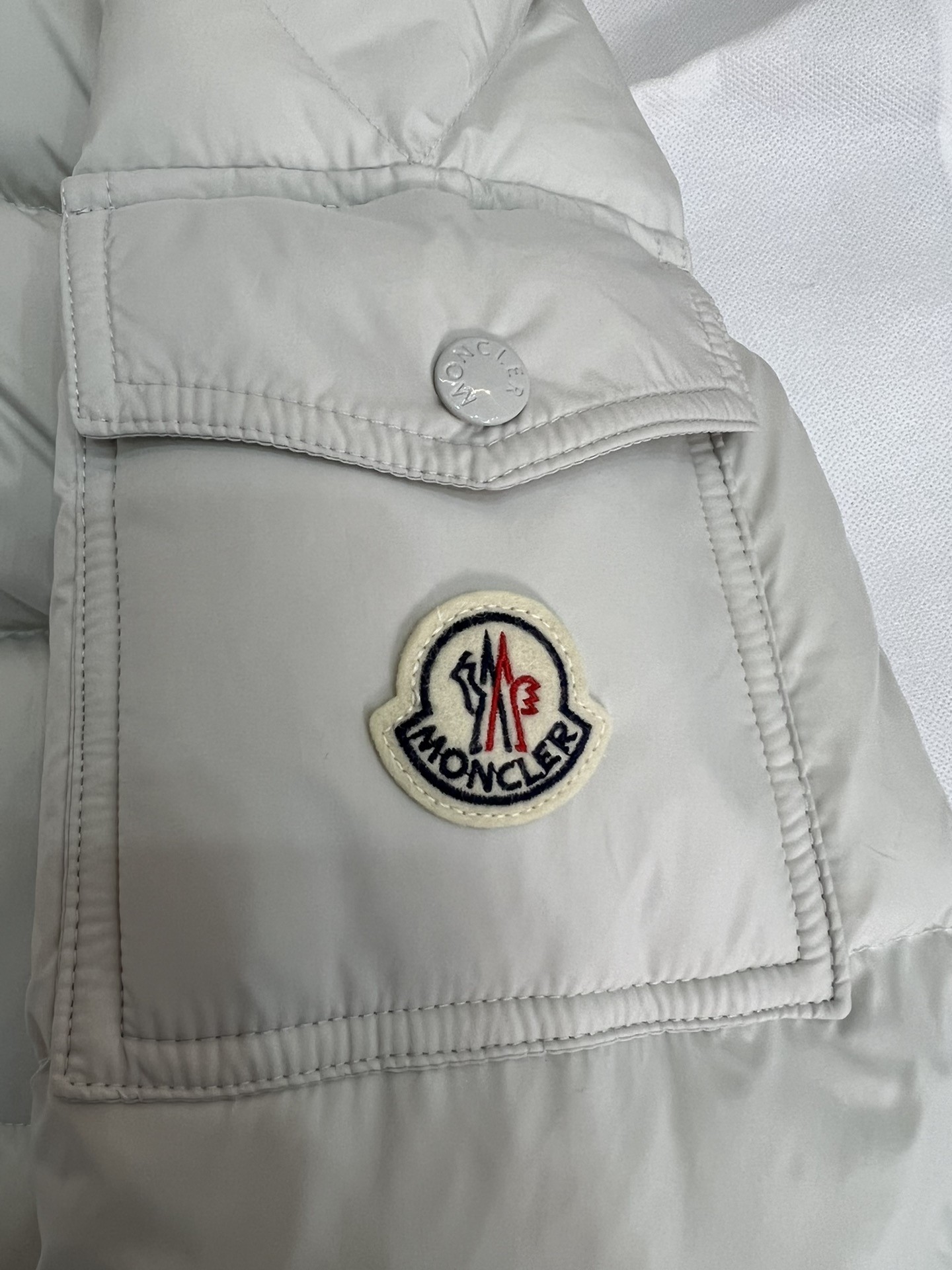 [MONCLER-몽클레어] 몽클레어 마야 패딩