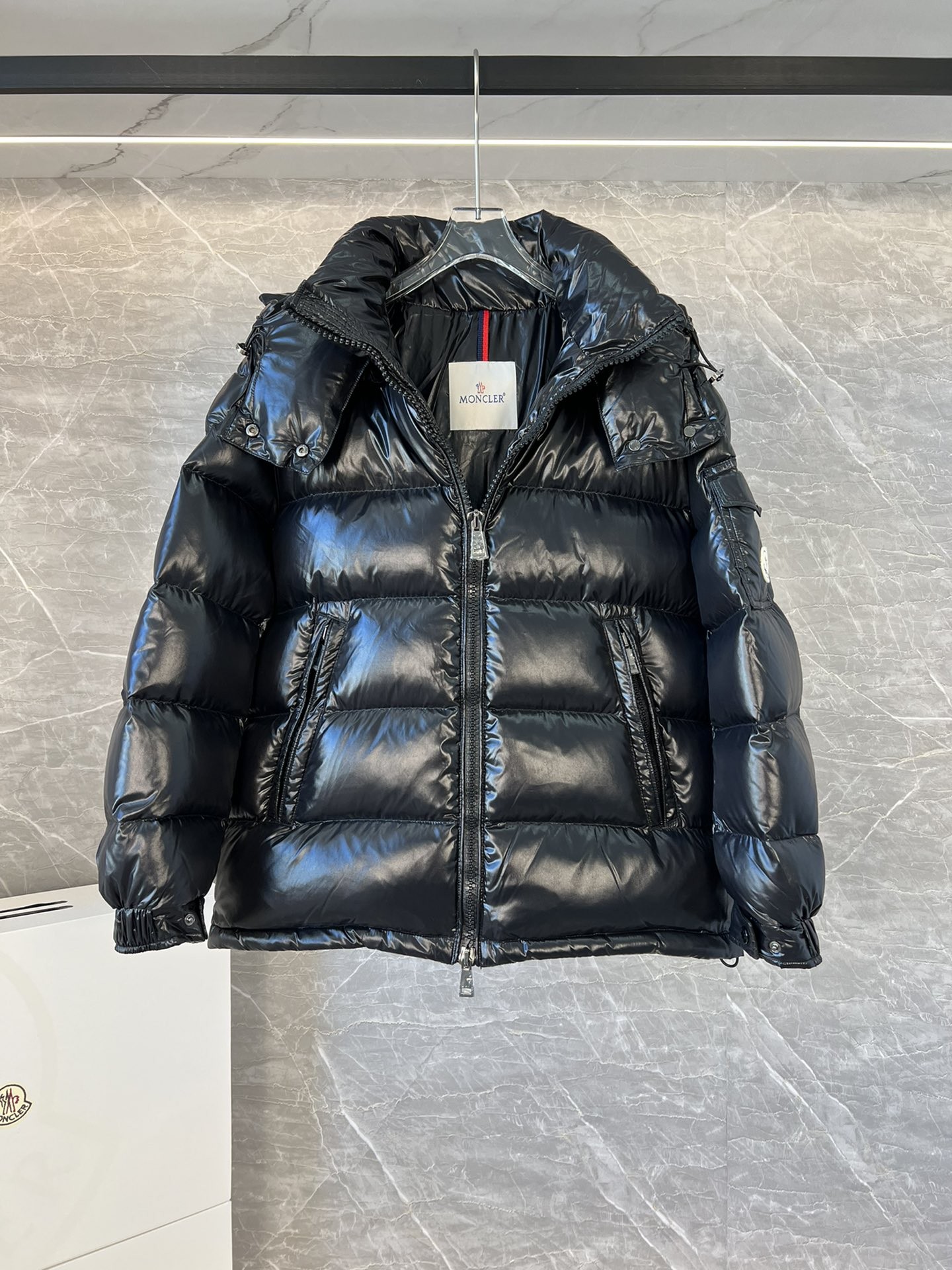 [MONCLER-몽클레어] 몽클레어 마야 다운 여성 패딩