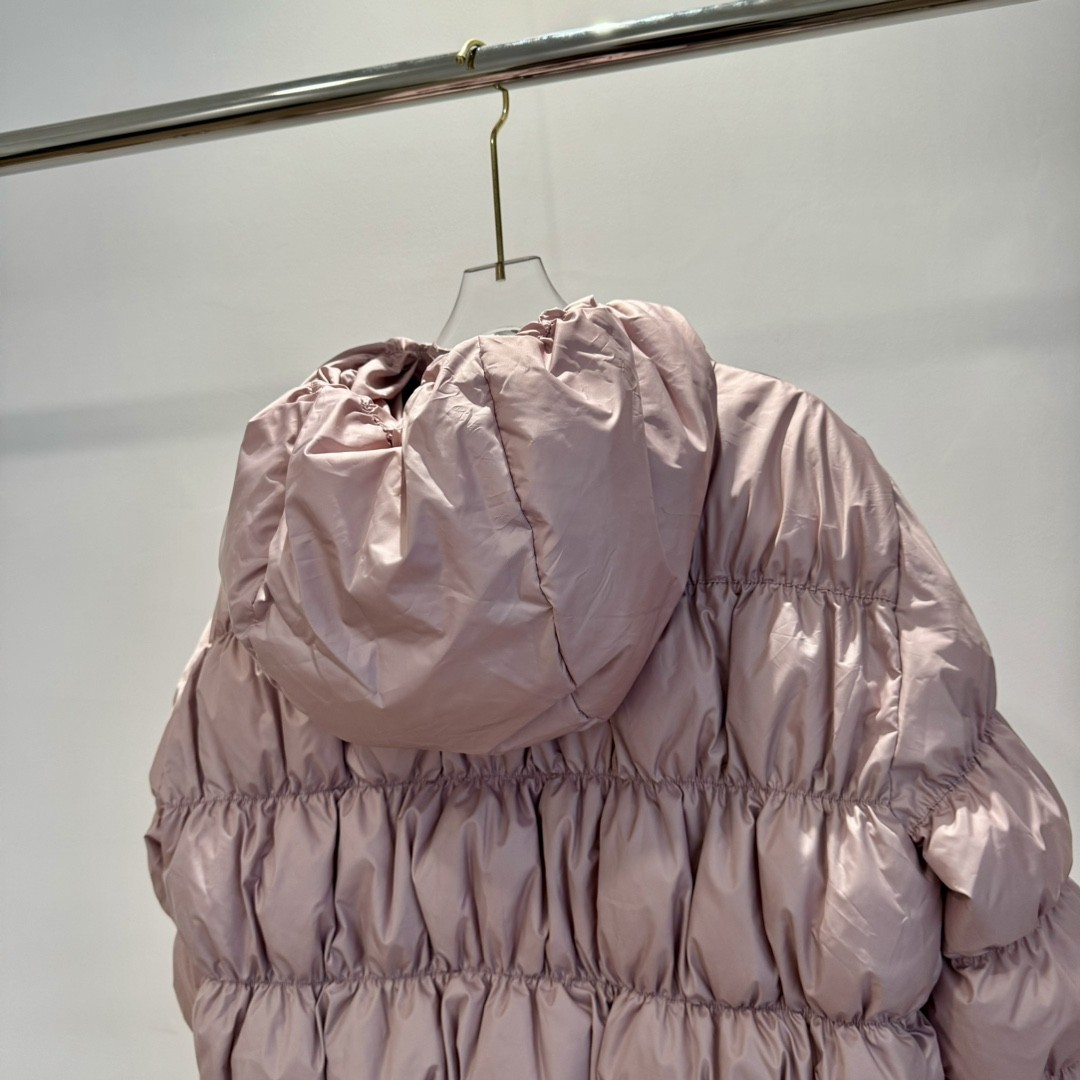 [MONCLER-몽클레어] 몽클레어 메돈테 여성 숏 패딩