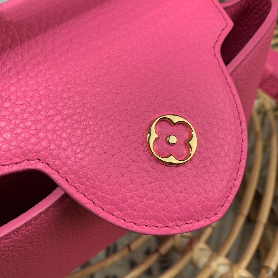 루이비통 LV CAPUCINES BB 카푸신 BB 토트 백