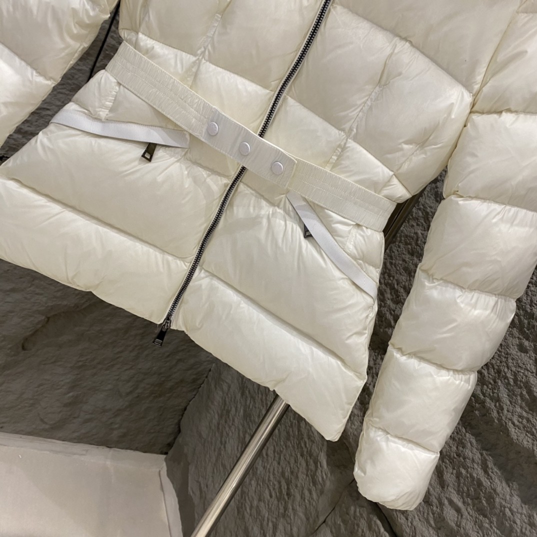 [MONCLER-몽클레어] 몽클레어 보에드 패딩