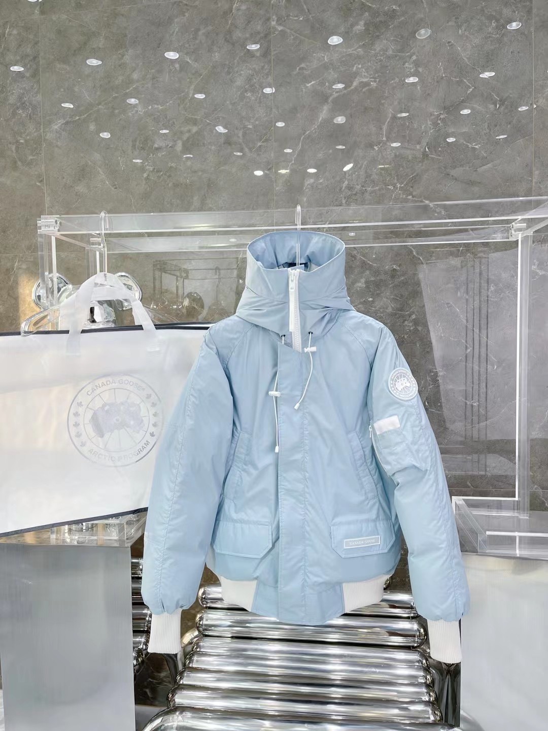 [Canada Goose-캐나다구스] 캐나다구스 칠리왁 구스 다운 패딩