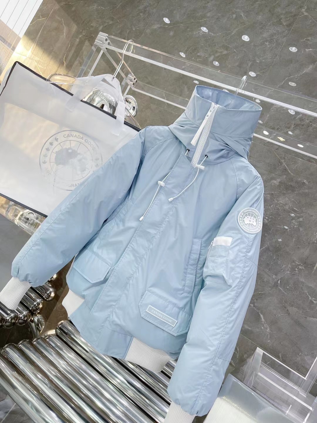 [Canada Goose-캐나다구스] 캐나다구스 칠리왁 구스 다운 패딩