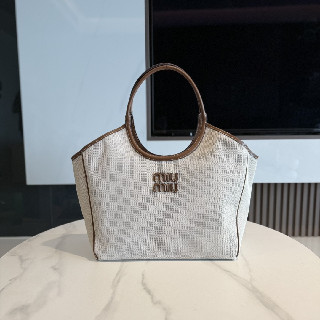 [MIU MIU-미우미우] 미우미우 아이비 토트백
