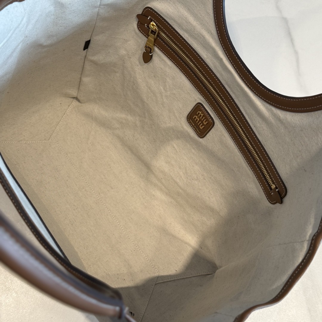 [MIU MIU-미우미우] 미우미우 아이비 토트백