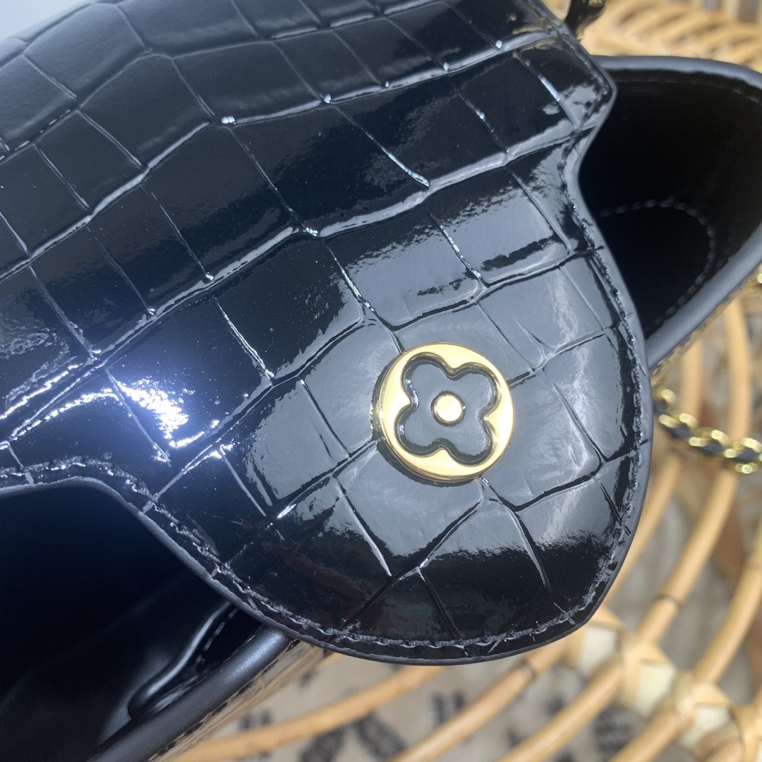 루이비통 LV CAPUCINES BB 카푸신 BB 토트 백