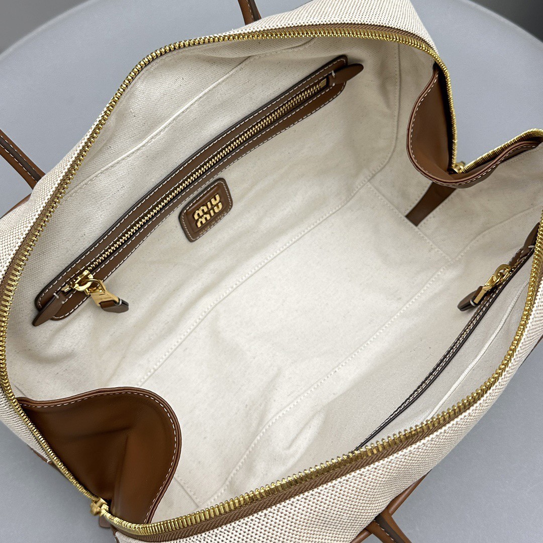 [MIU MIU-미우미우] 미우미우 캔버스 패브릭 사각 토트백