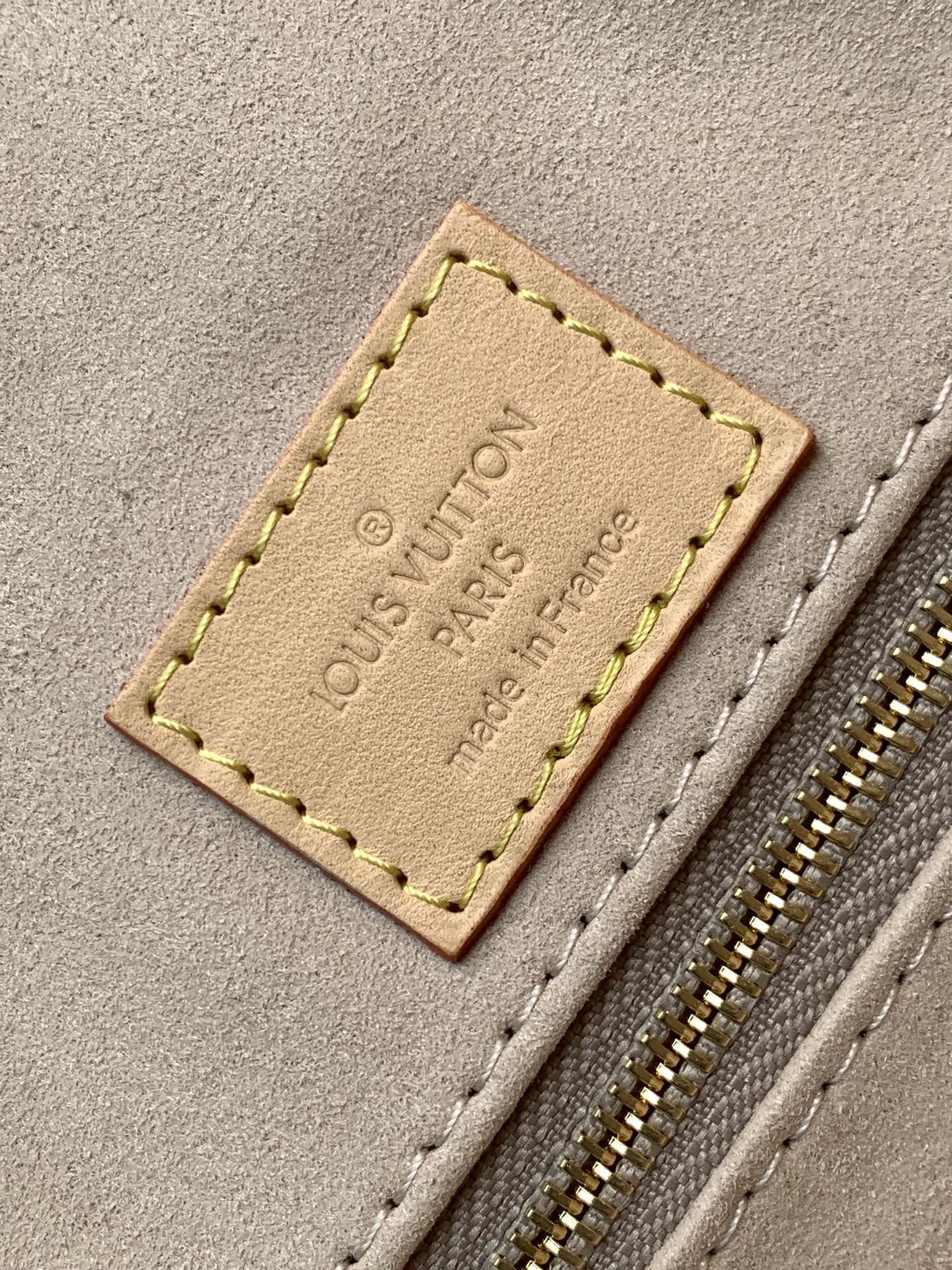 [LOUIS VUITTON-루이비통] 루이비통 온더고 MM토트백 m12415