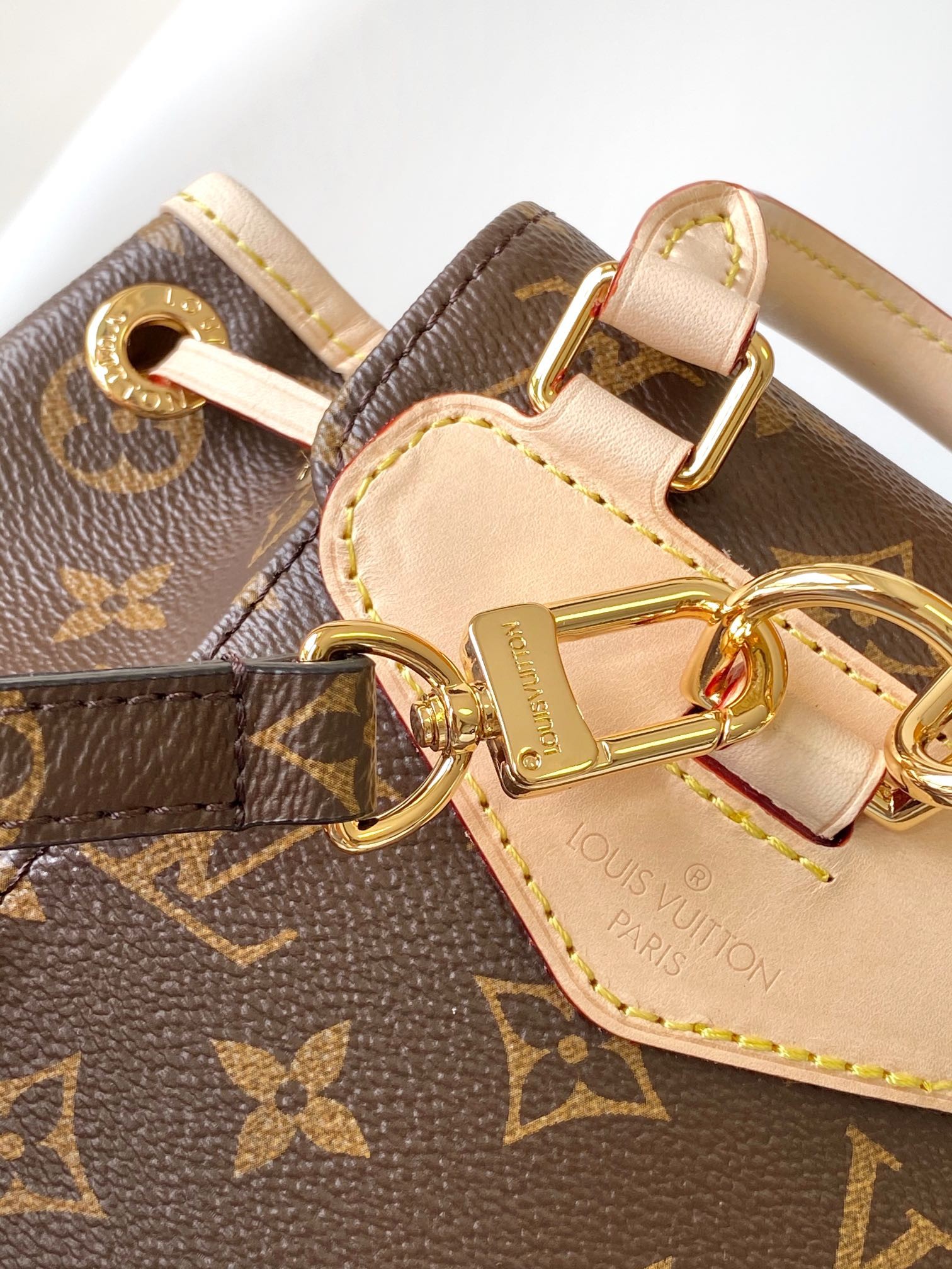 [LOUIS VUITTON-루이비통] 루이비통 몽수리 미니 M11199