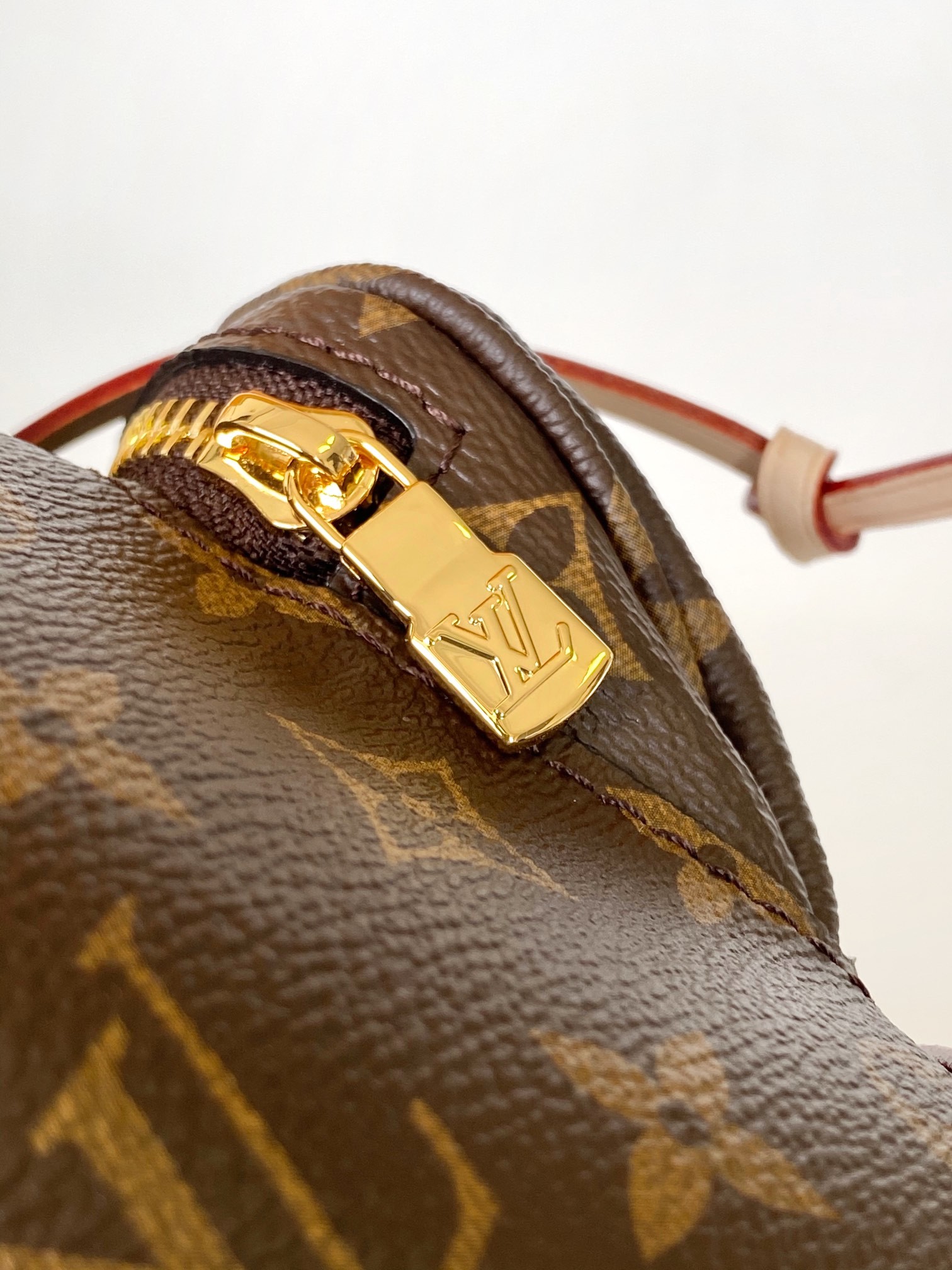 [LOUIS VUITTON-루이비통] 루이비통 몽수리 미니 M11199