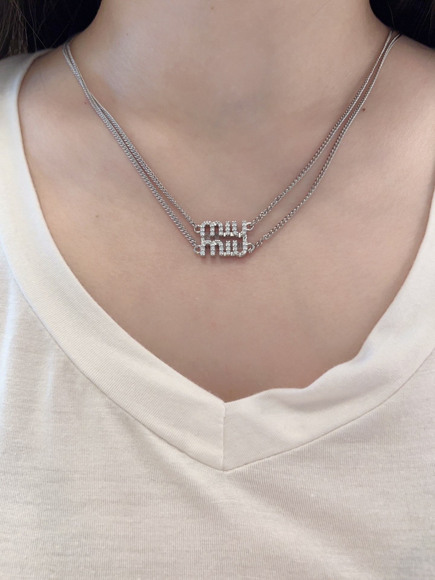 [MIU MIU-미우미우] 미우미우 로고  크리스탈  네크리스 목걸이