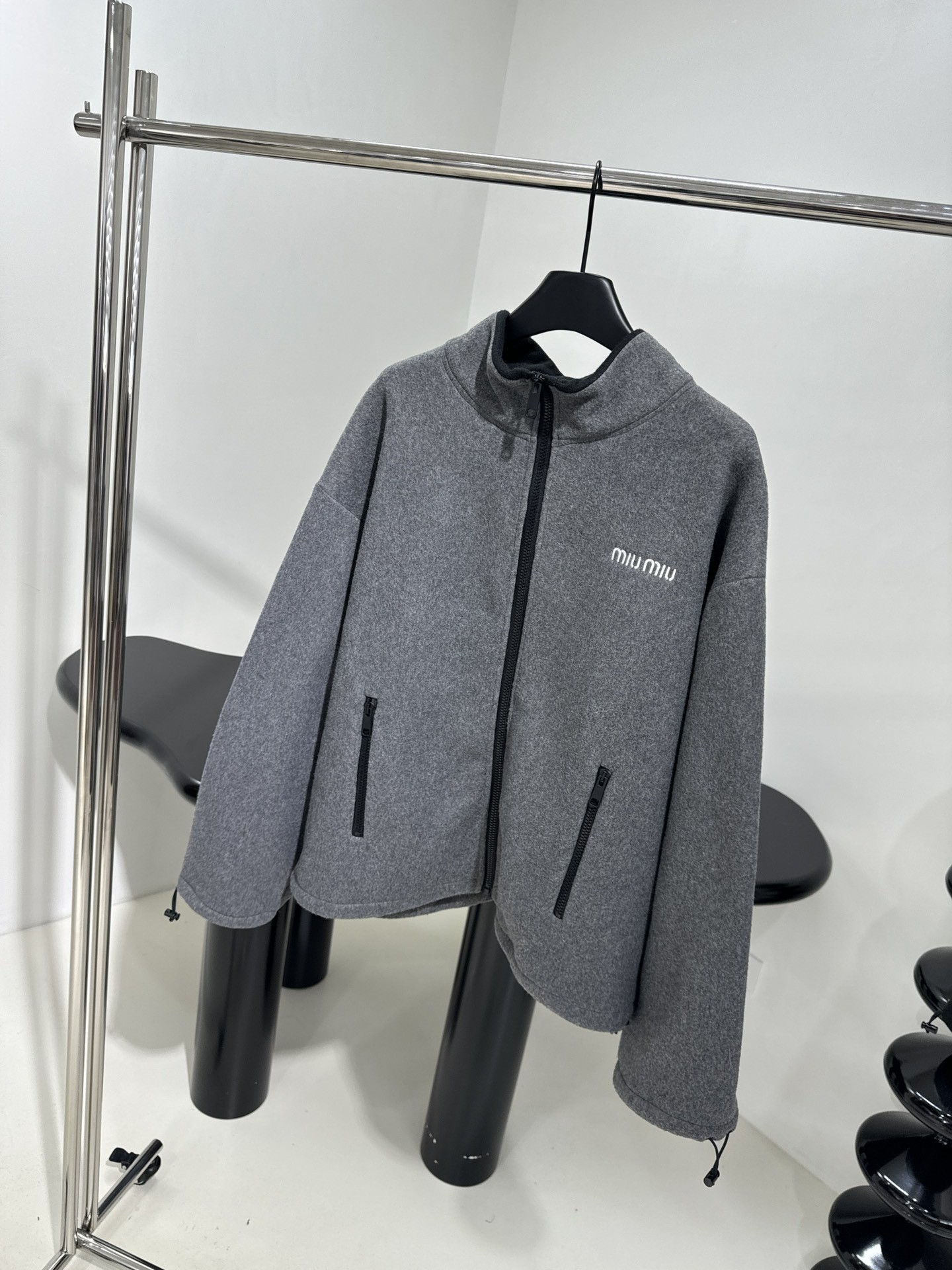 [MIUMIU-미우미우] 미우미우 신상 기모 운동복