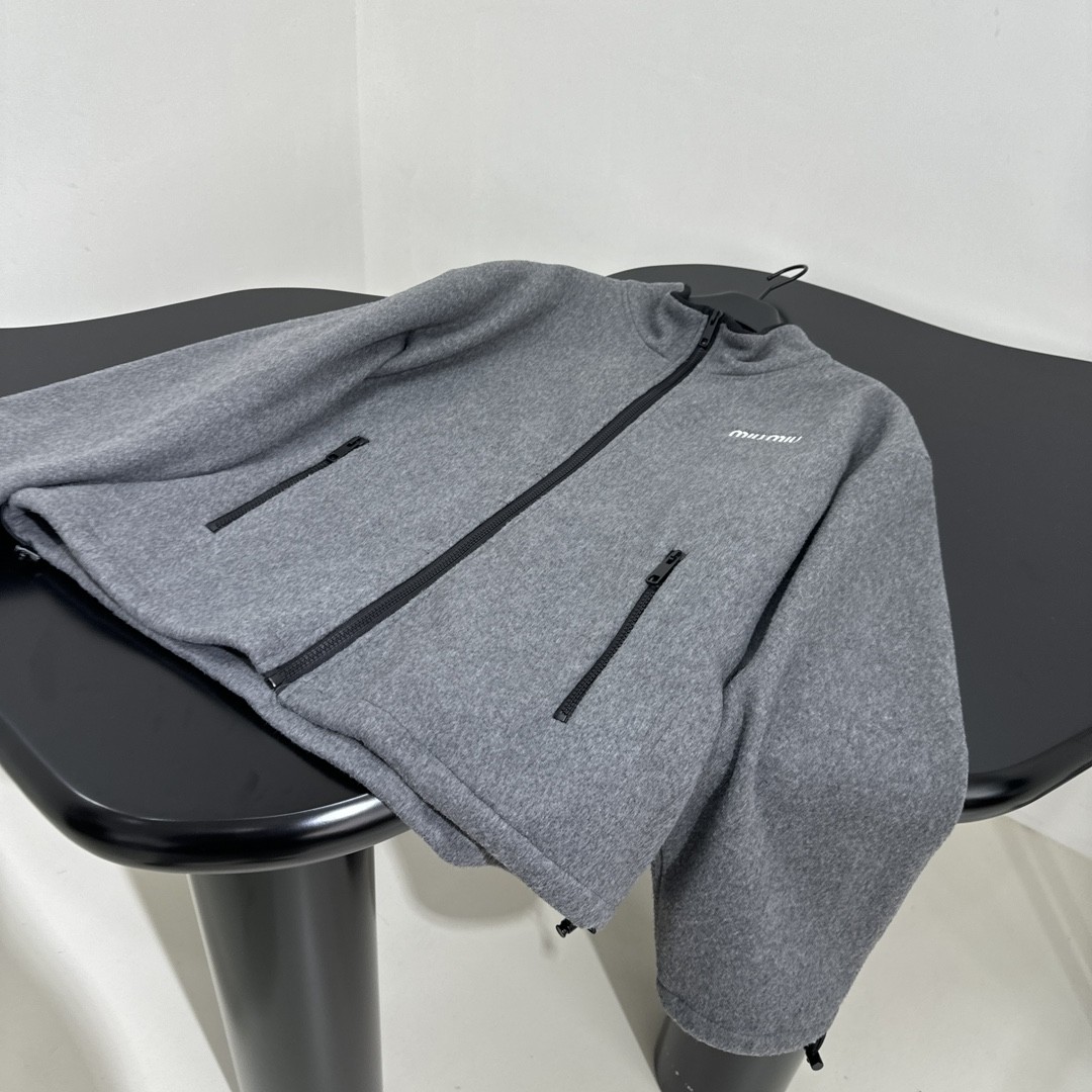 [MIUMIU-미우미우] 미우미우 신상 기모 운동복