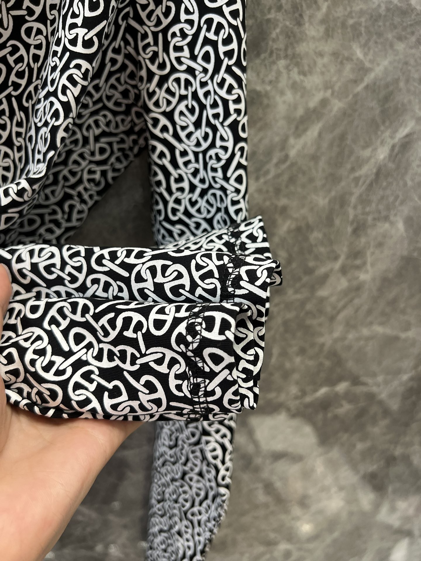 [HERMES-에르메스 ] 에르메스 빈티지 니트 상의