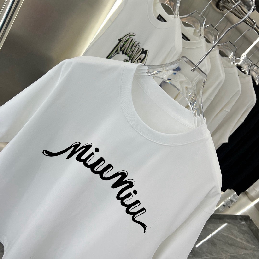 [MIU MIU-미우미우] 미우미우 2024 화이트 로고 티셔츠