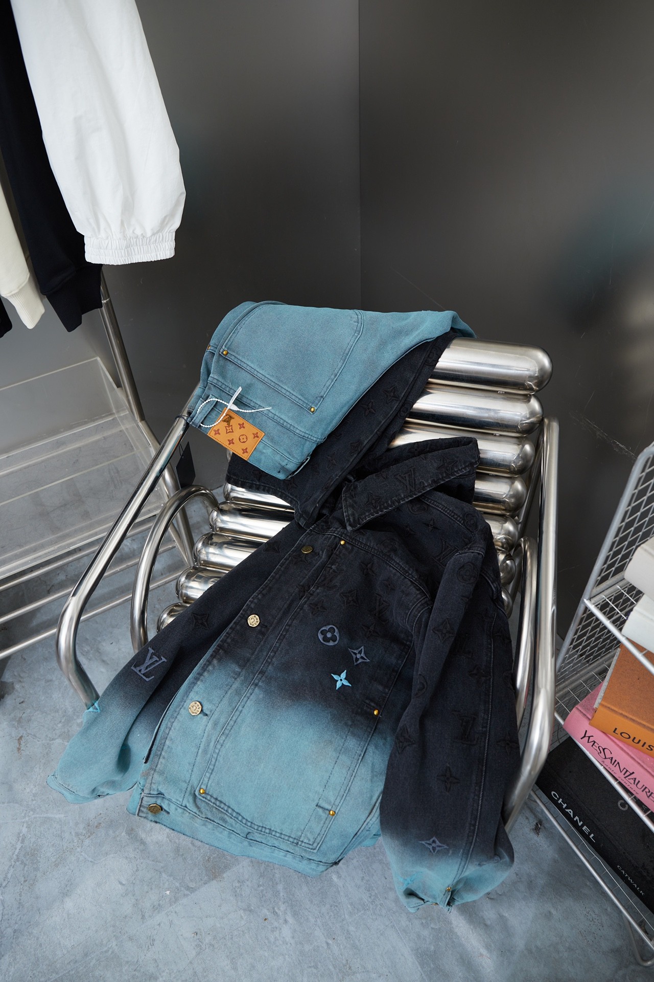 [LOUIS VUITTON-루이비통] 루이비통 캐주얼 스타리 그라데이션 데님 재킷