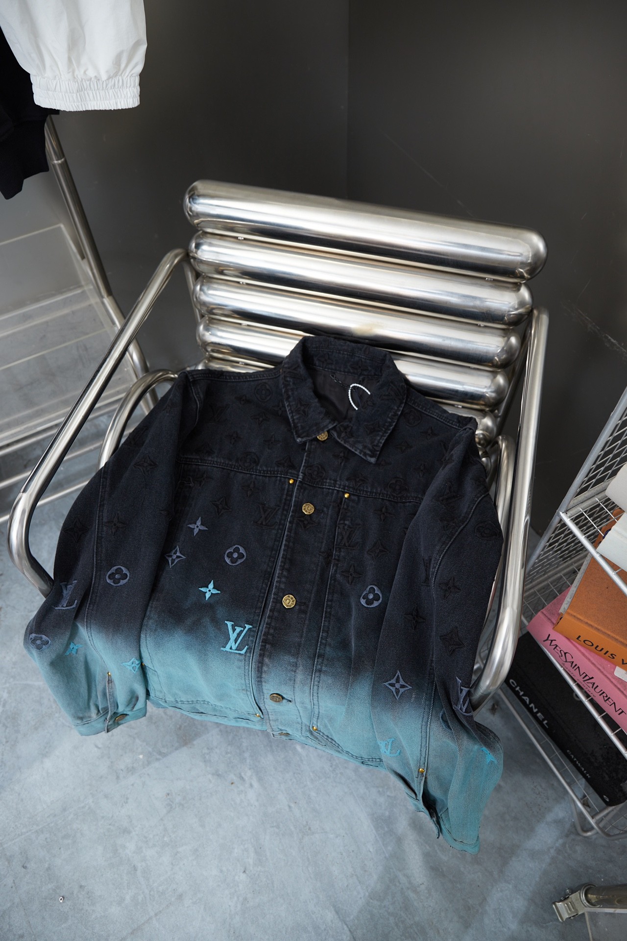 [LOUIS VUITTON-루이비통] 루이비통 캐주얼 스타리 그라데이션 데님 재킷