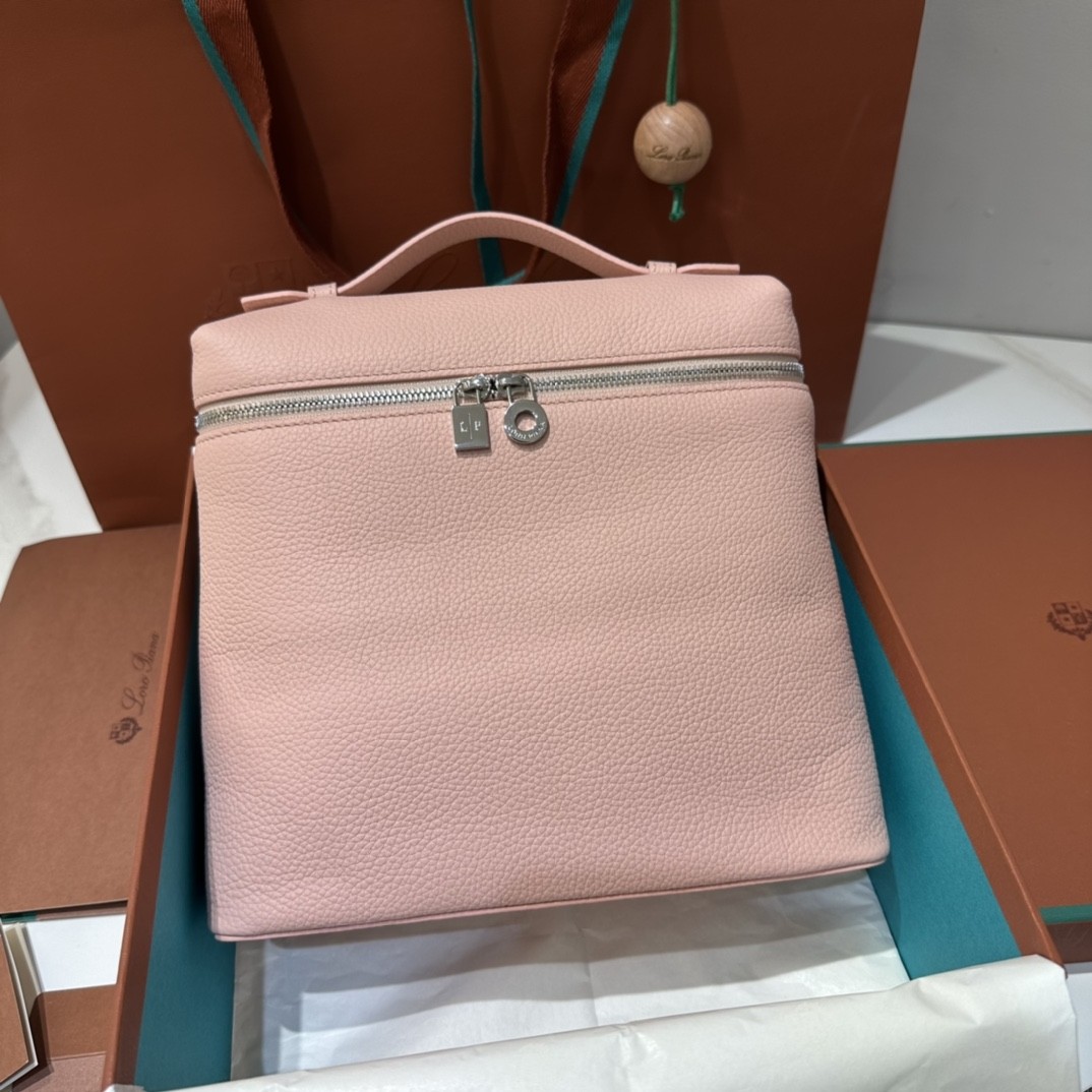 로로피아나 백팩 엑스트라 포켓