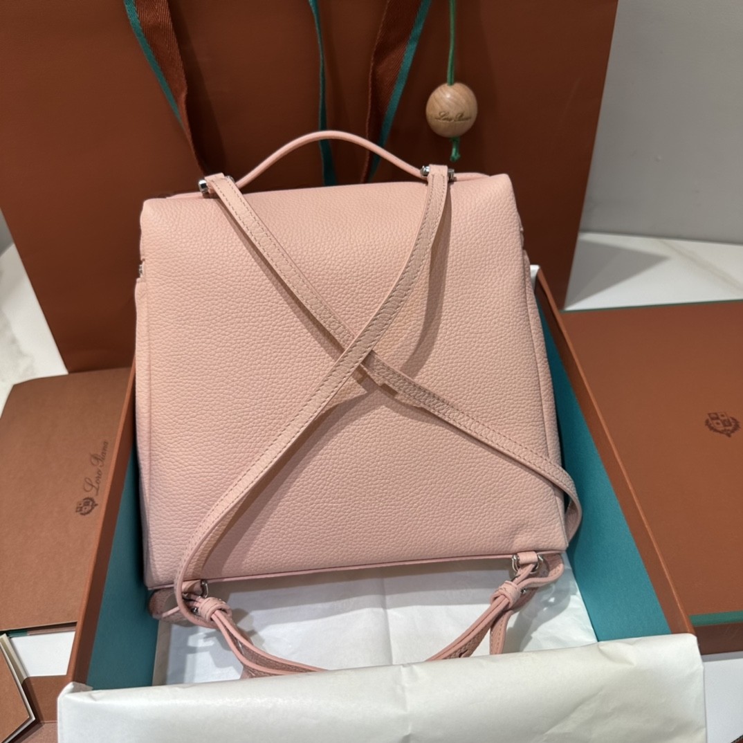 로로피아나 백팩 엑스트라 포켓