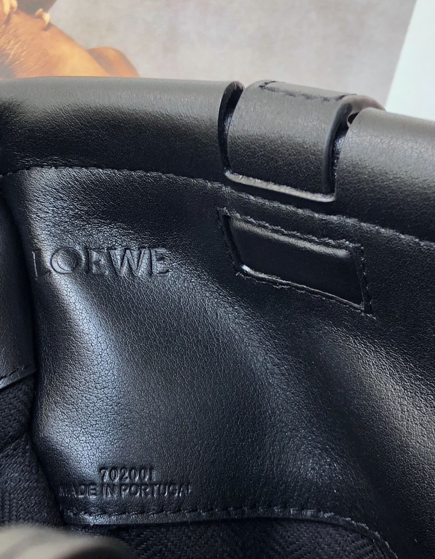 로에베 쿠션 토트백