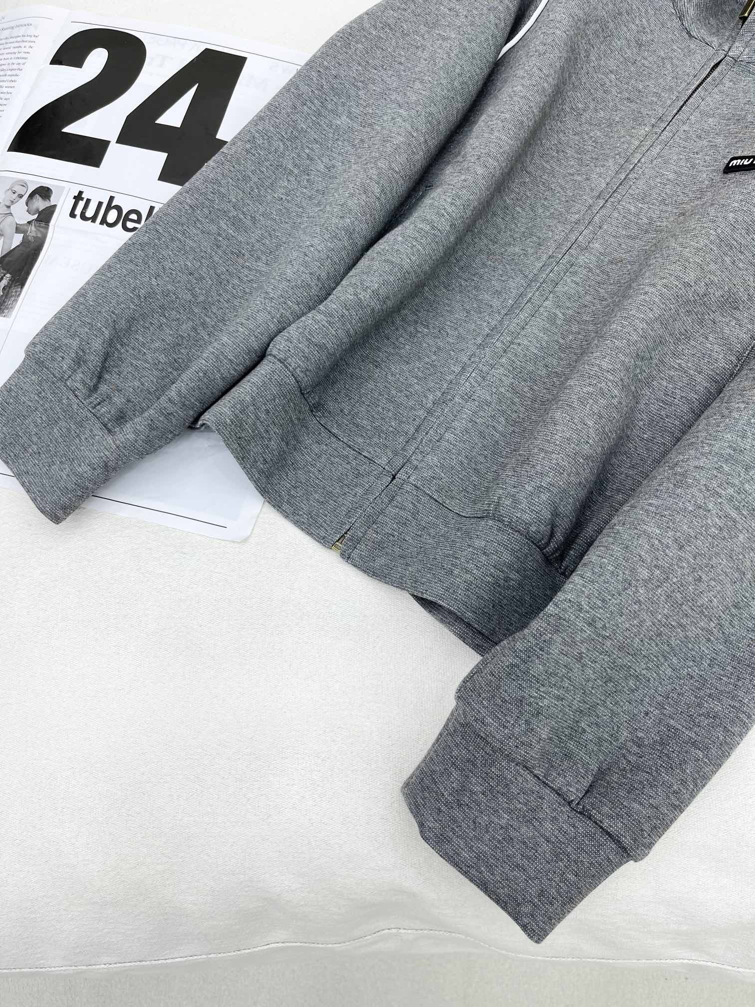 [MIU MIU-미우미우]  미우미우 캐주얼 후드집업 세트