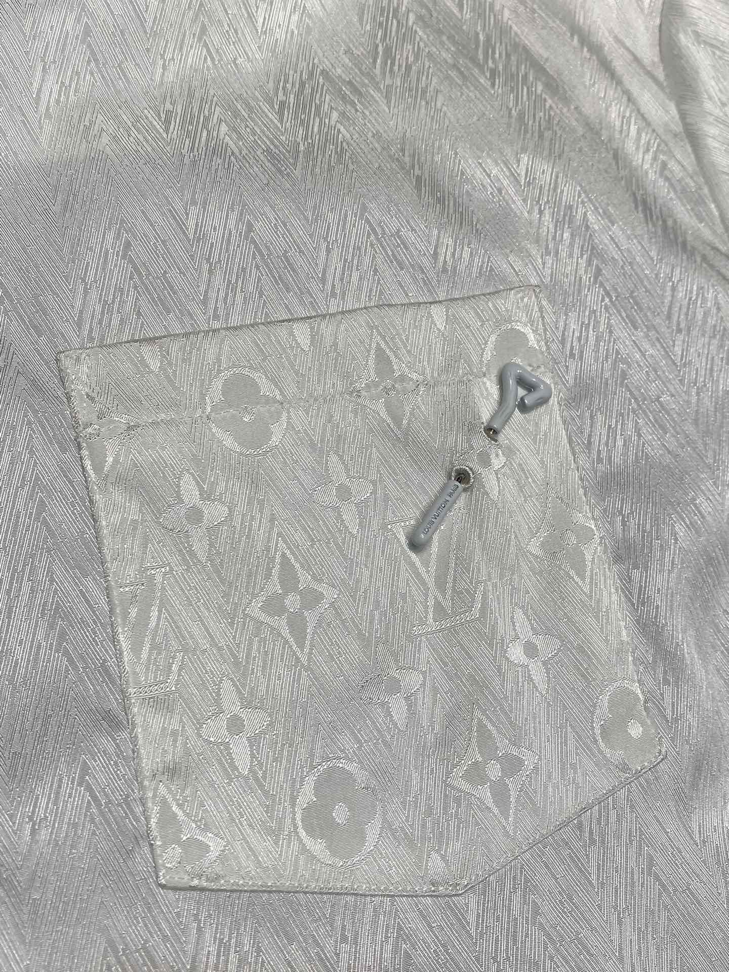 [LOUIS VUITTON-루이비통] 루이비통 클래식 피그 셔츠