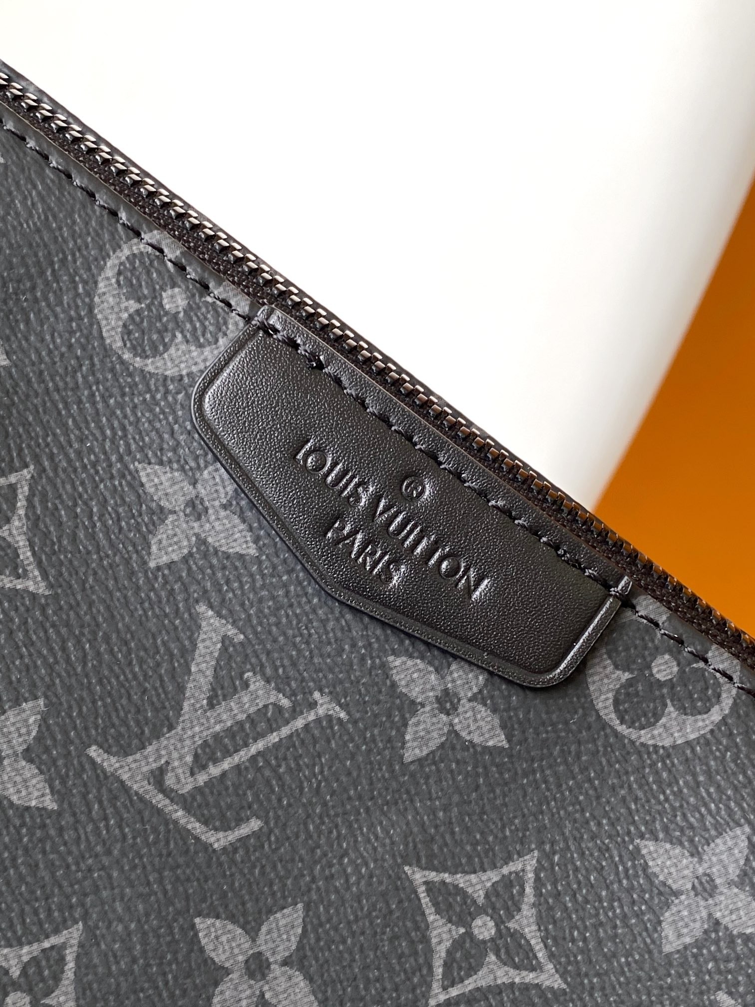 [LOUIS VUITTON-루이비통] 루이비통 포쉐트 악세수아 XL 이클립스 M11741